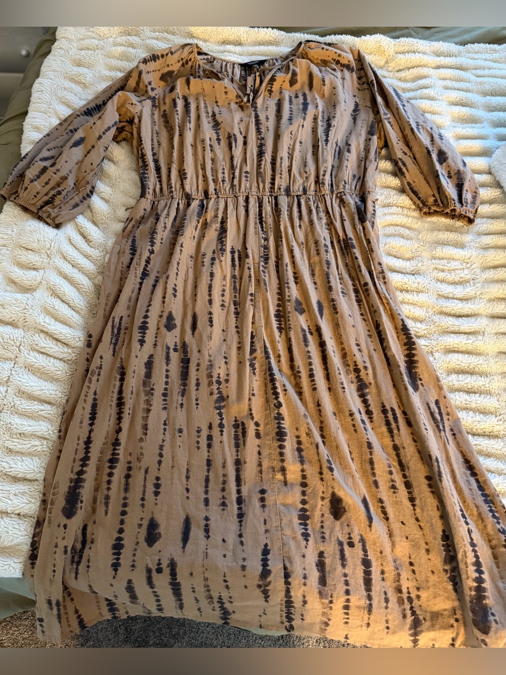 Simply Vera Vera Wang Taupe and Black Maxi Tie-Dye Dress